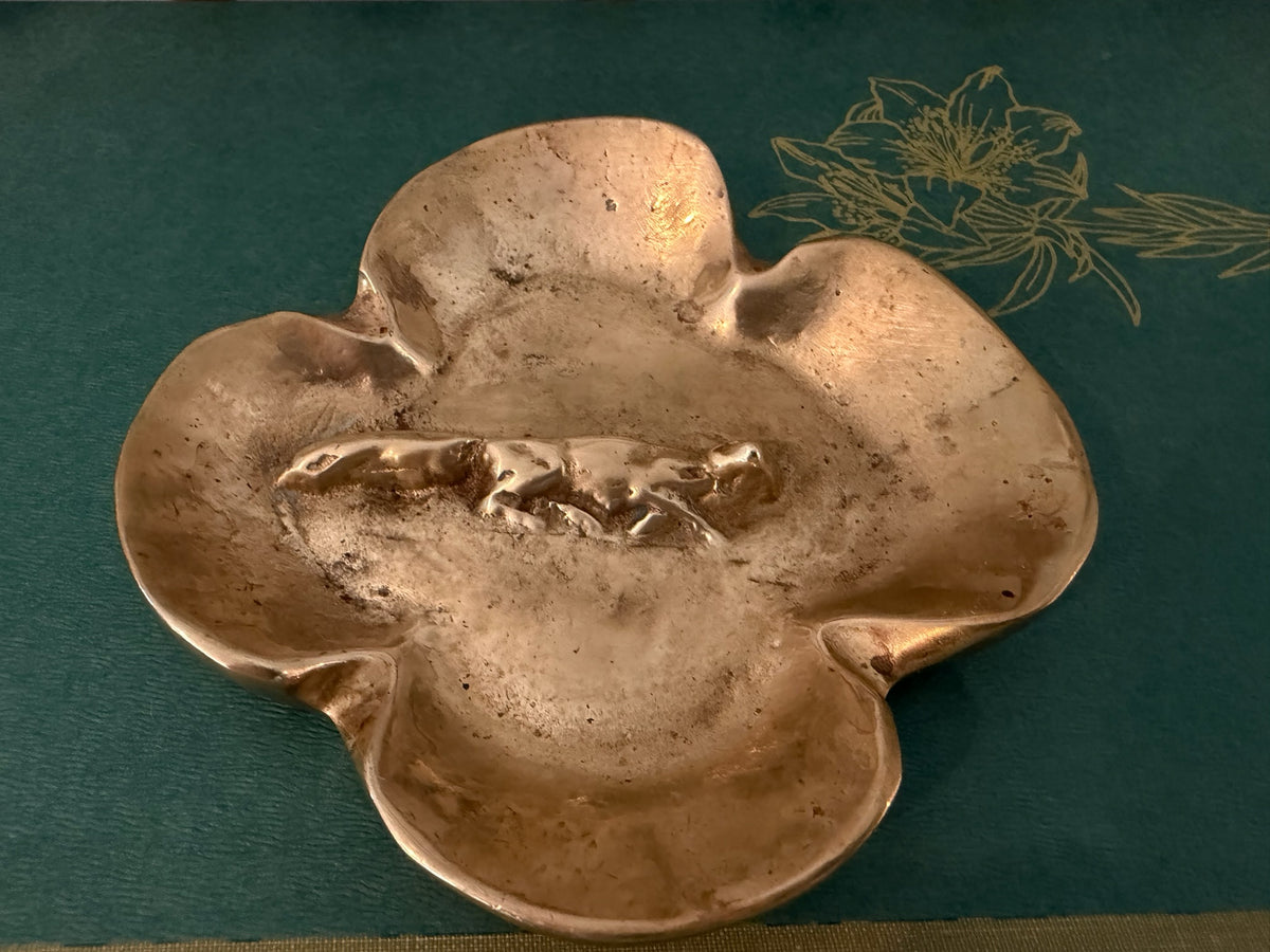 Vintage Virginia Metalcrafters Solid Brass Fox Clover Trinket Dish Ashtray, Style 3-12, Designed by Oskar Hansen