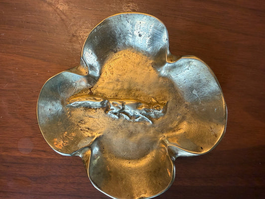 Vintage Virginia Metalcrafters Solid Brass Fox Clover Trinket Dish Ashtray, Style 3-12, Designed by Oskar Hansen