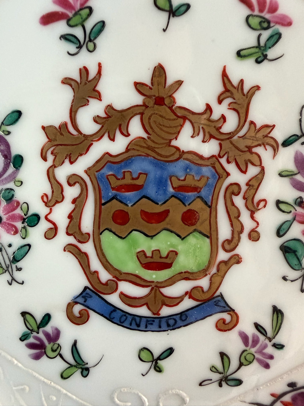 Pair of 19th Century Edme Samson French Armorial Porcelain Plates ("Confido")