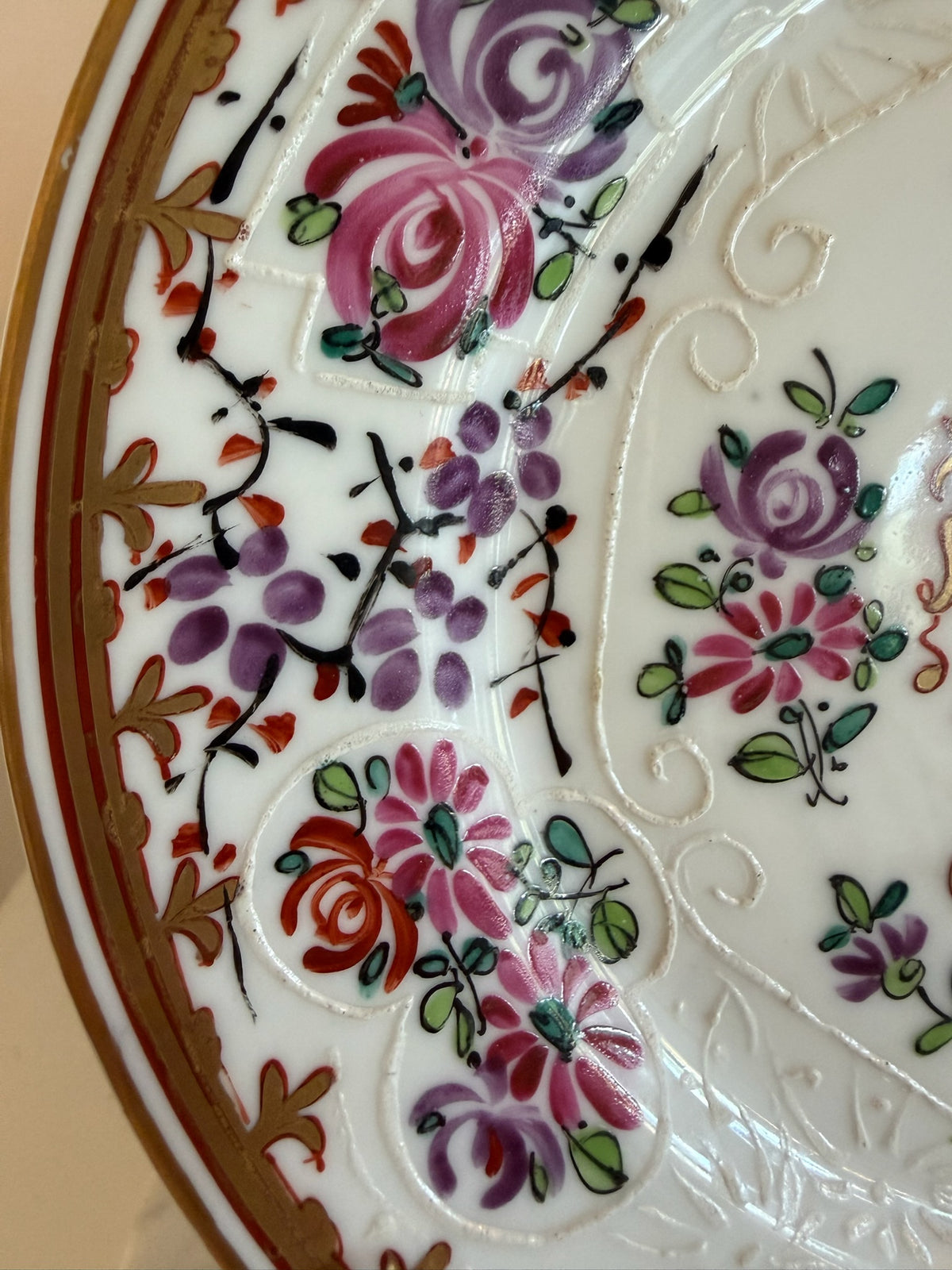 Pair of 19th Century Edme Samson French Armorial Porcelain Plates ("Confido")