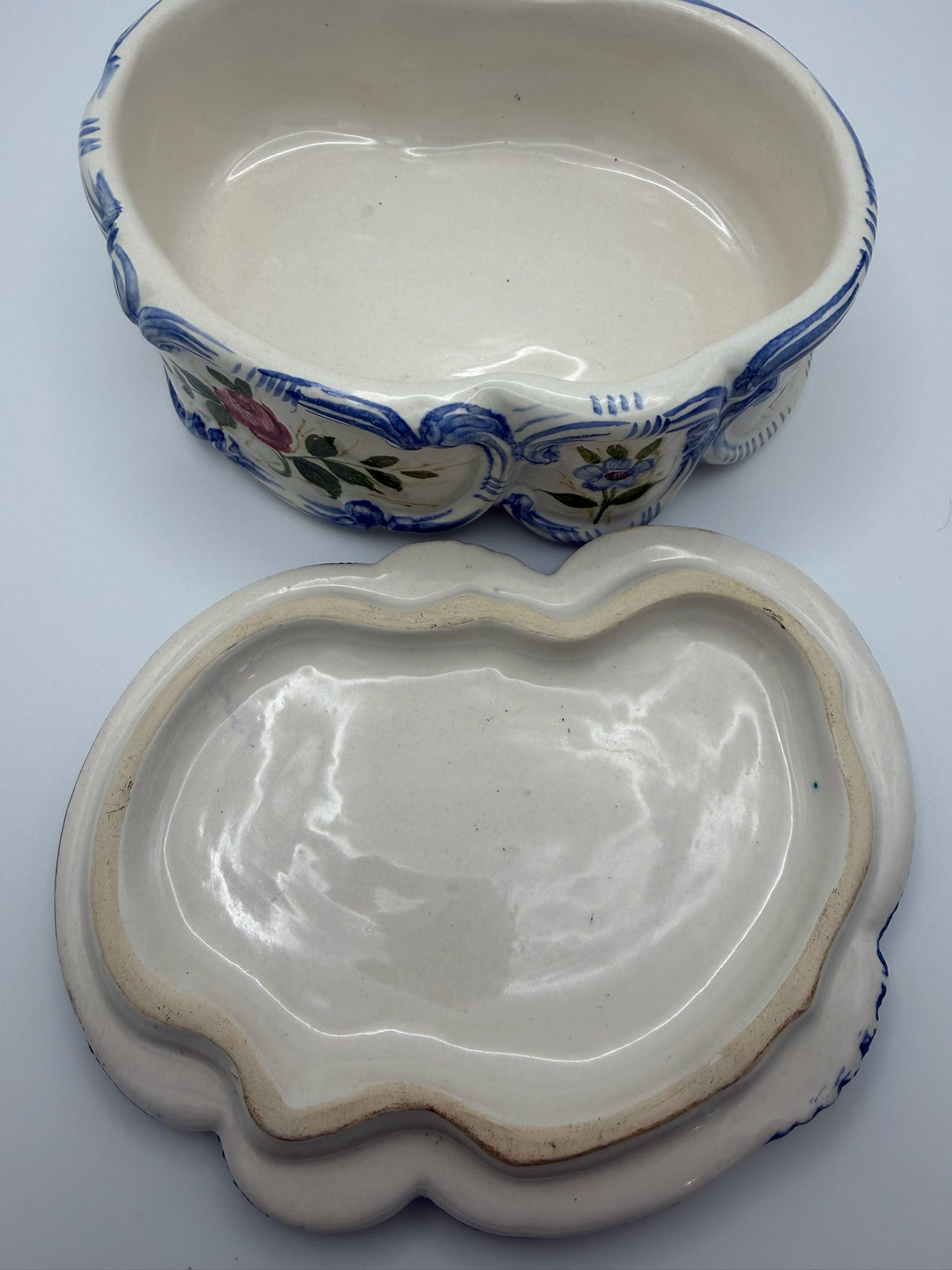 Vintage Italian Majolica Lidded Trinket Box - Hand Painted Floral with Blue Scroll Relic - Made in Italy