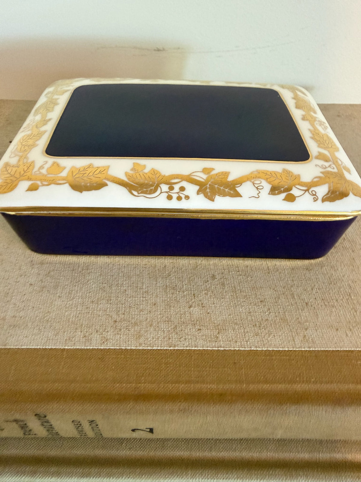 Vintage Wedgwood "Whitehall Mazarine Blue"  Bone China Lidded Trinket Box